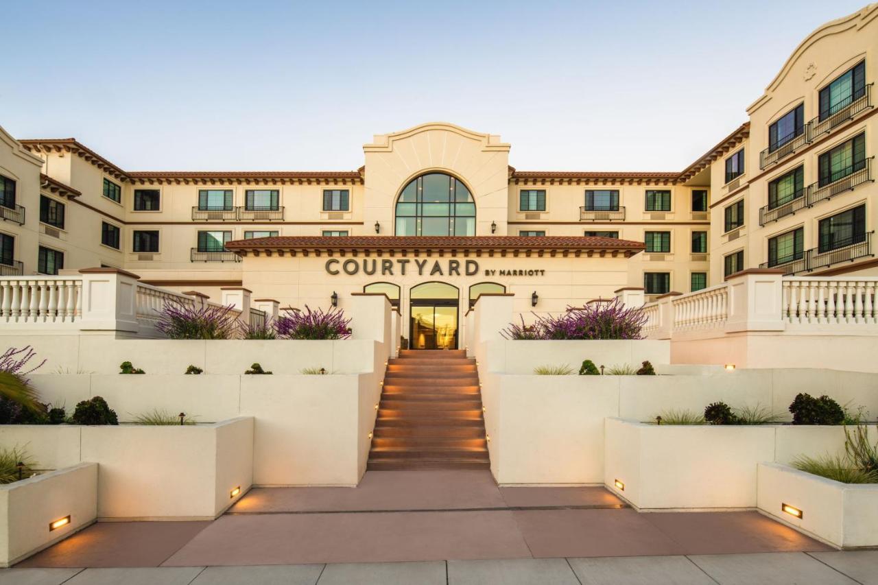 Hotel Courtyard By Marriott