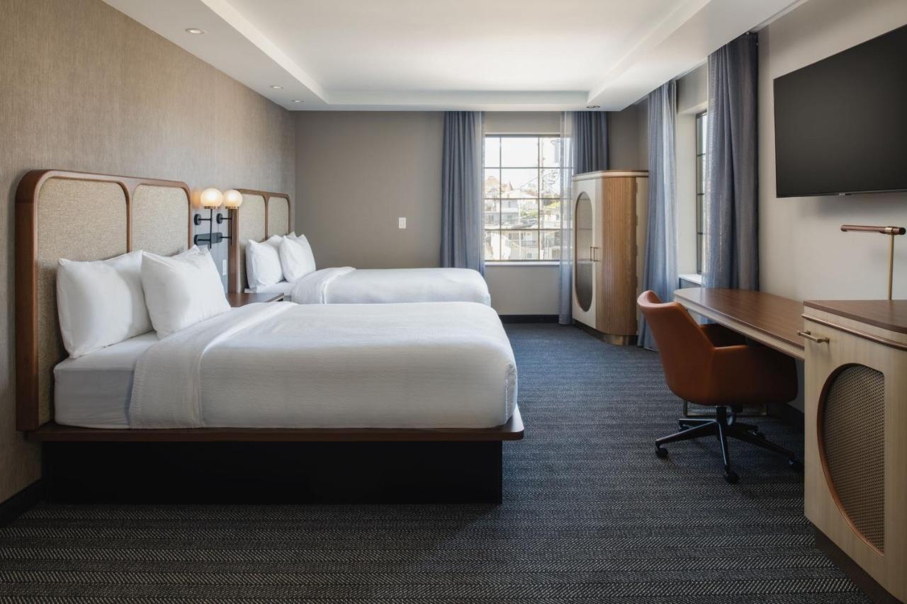 Courtyard By Marriott 3*